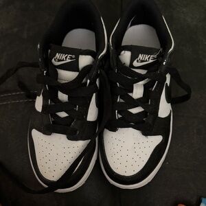 Nike Kids Black and White Sneakers